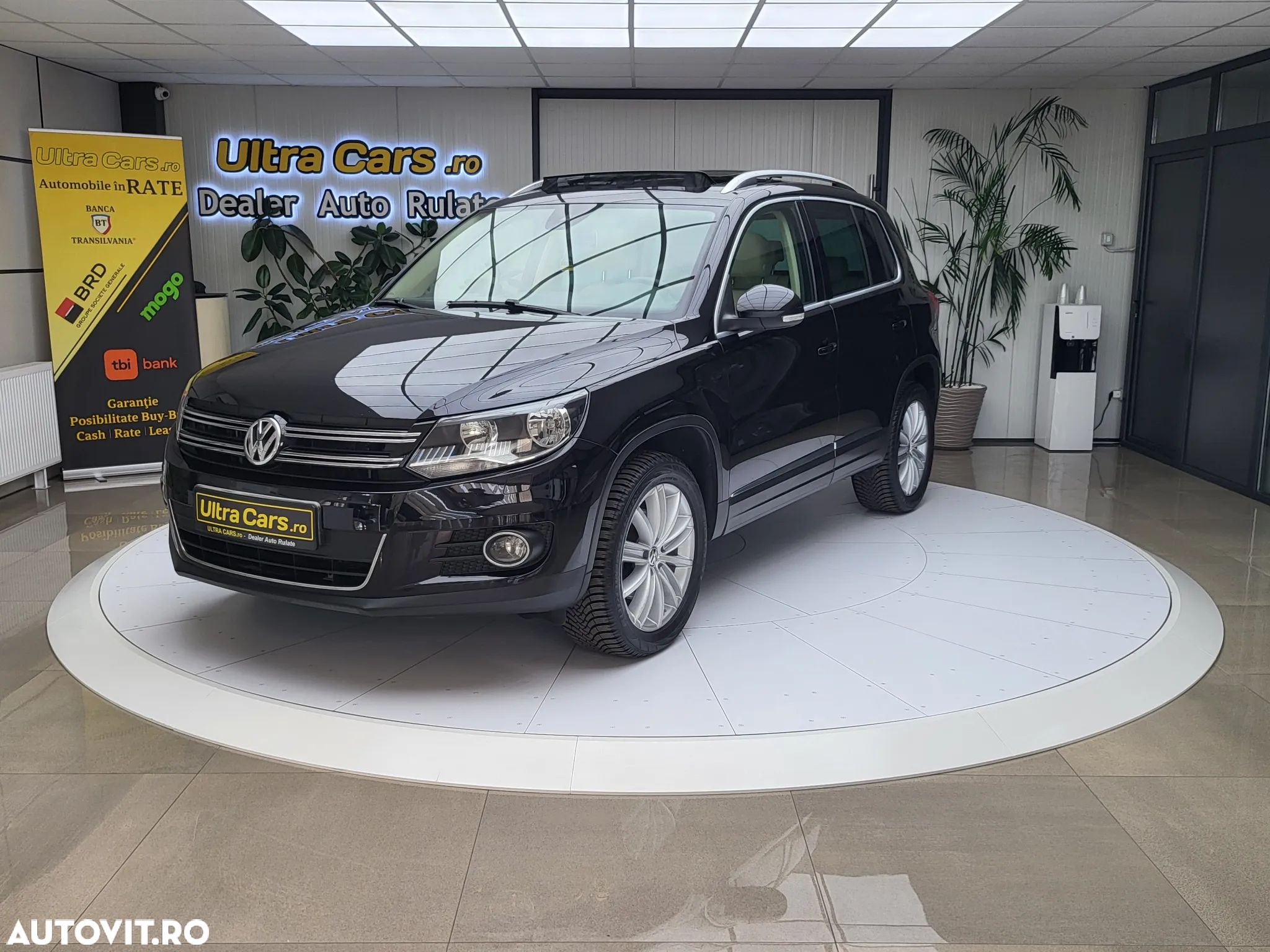 Volkswagen Tiguan 2.0 TDI 4Motion Track & Field - 1