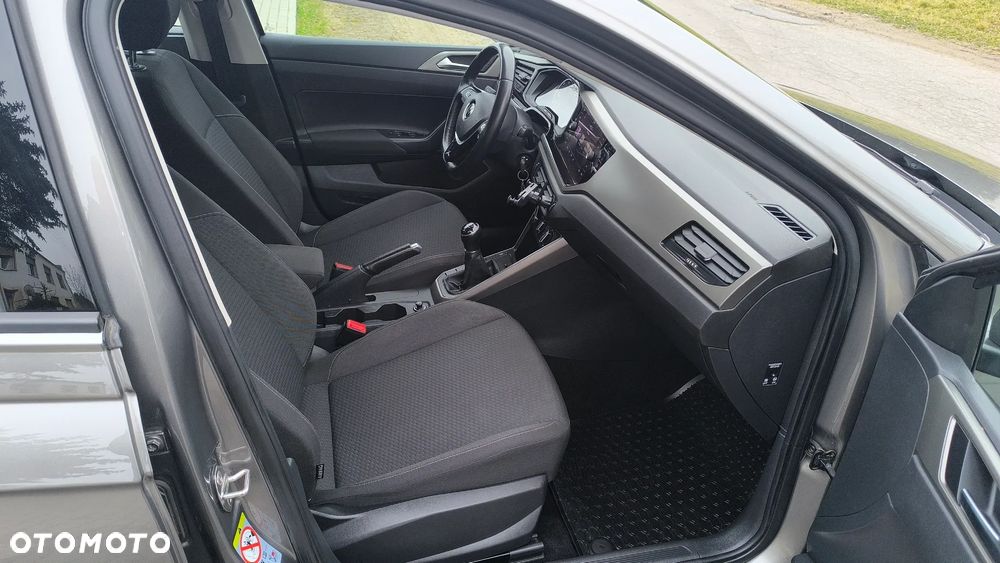 Volkswagen Polo - 17