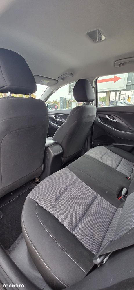 Hyundai i30 1.0 T-GDI Classic + - 26