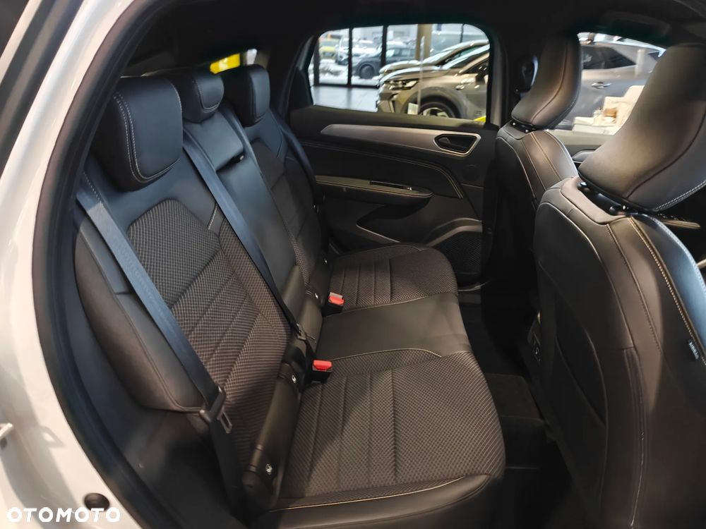 Renault Arkana 1.6 E-TECH Techno MMT - 16