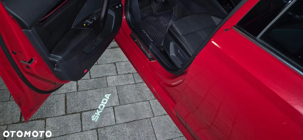 Skoda Octavia 1.4 TSI Plug-In Hybrid Style DSG - 14