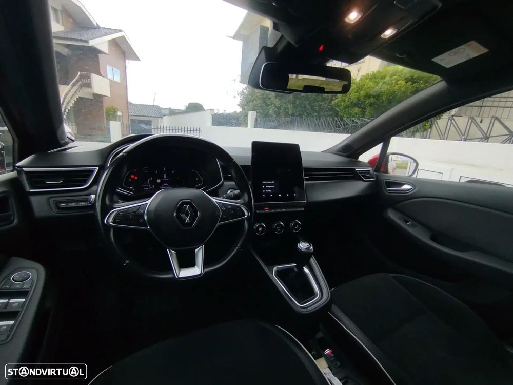 Renault Clio - 6