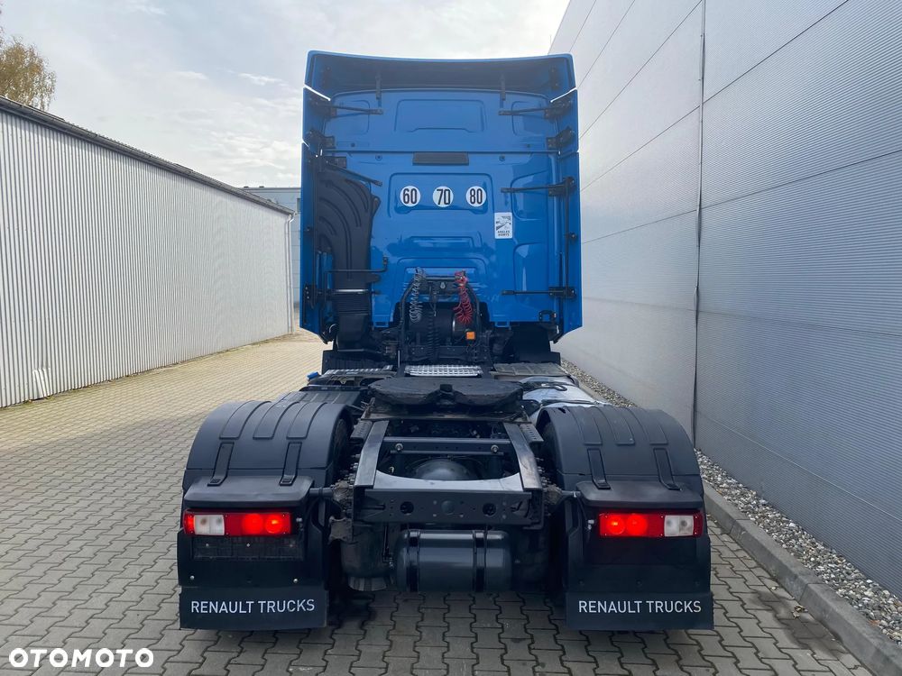 Renault T480 STANDARD SLEEPER CAB! - 12