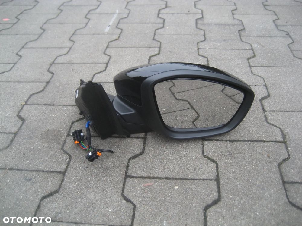 opel corsa f lift 22-26r lusterko przód prawe 983769799v europa