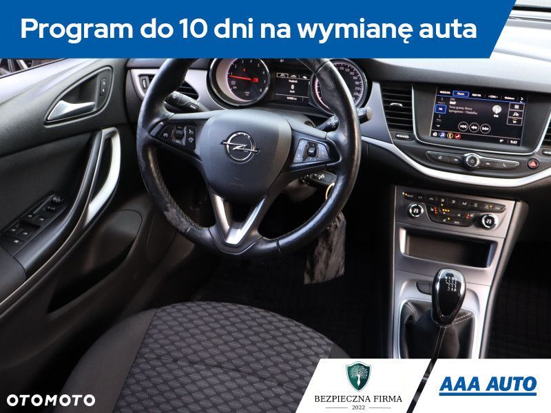 Opel Astra - 9