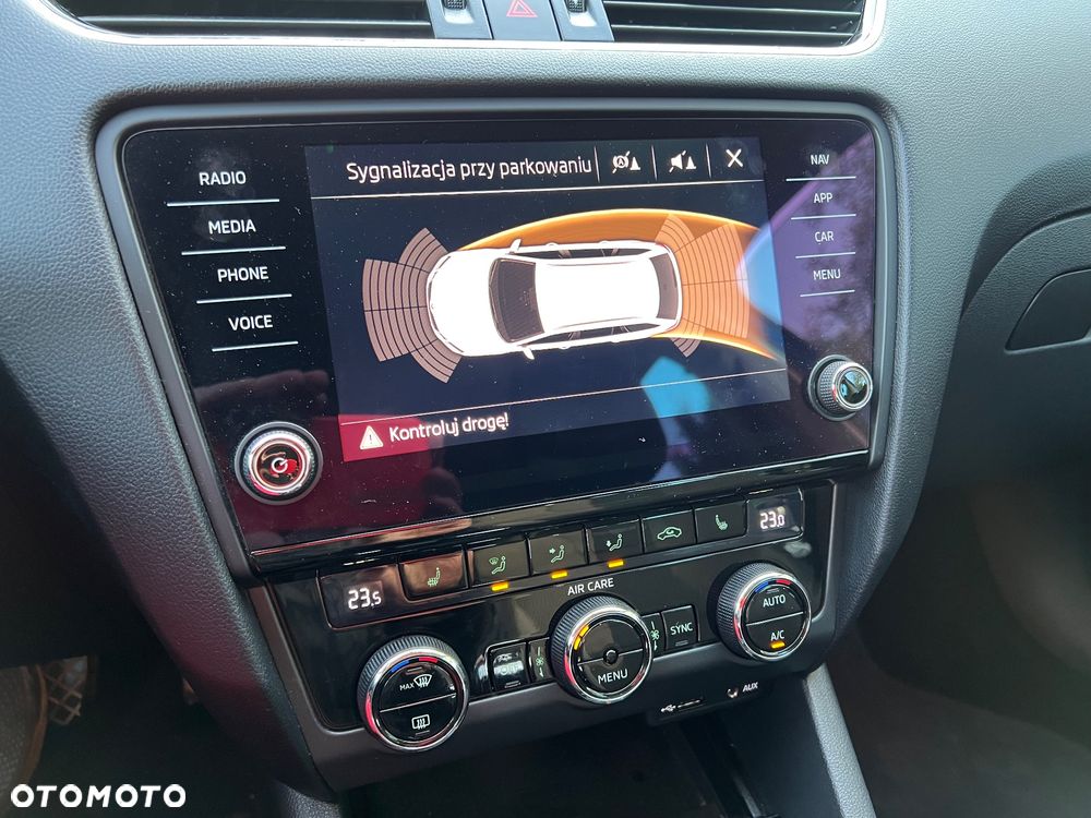 Skoda Octavia Scout 2.0 TDI 4x4 DSG - 18