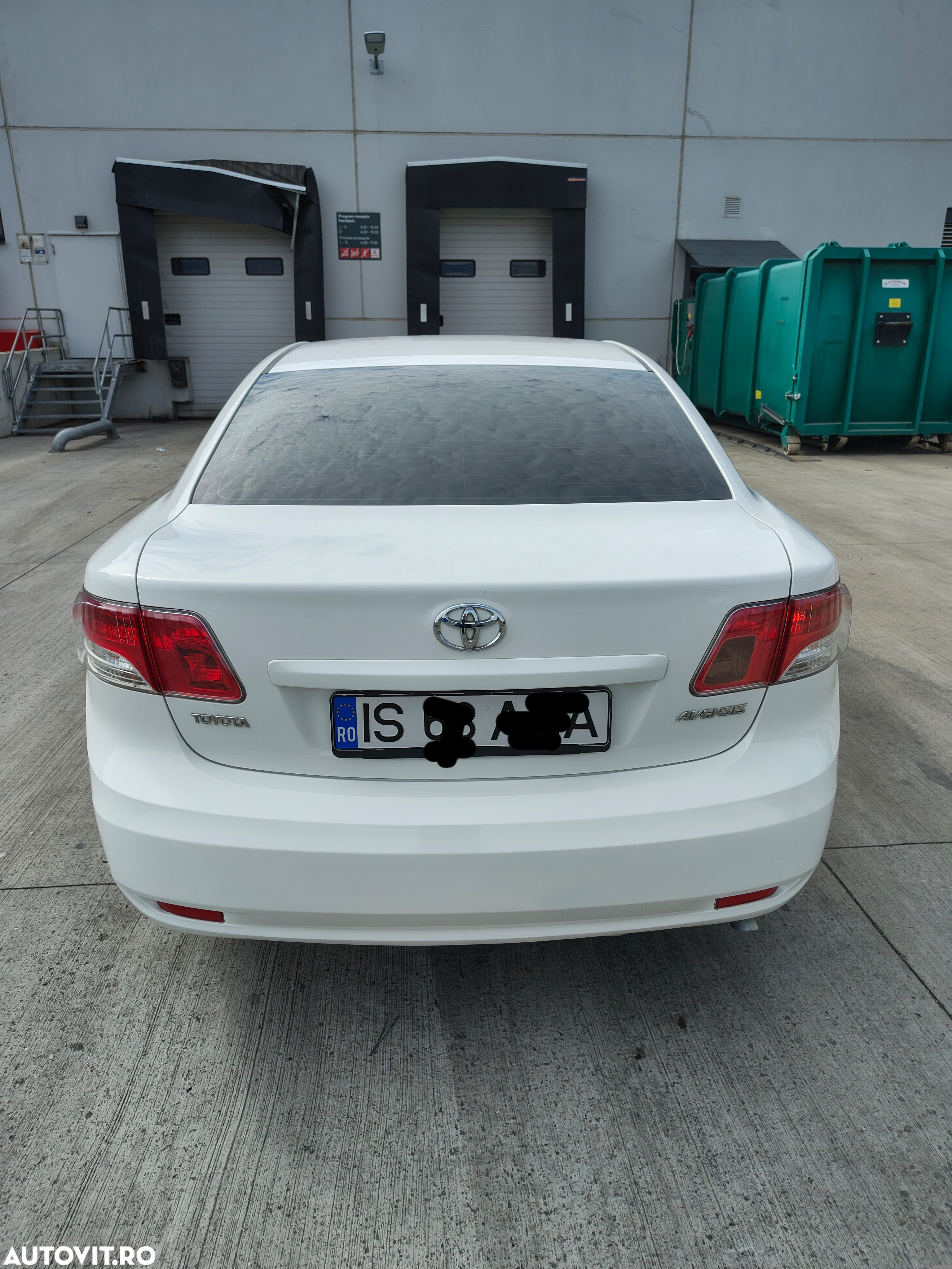 Toyota Avensis 1.8 Executive - 2