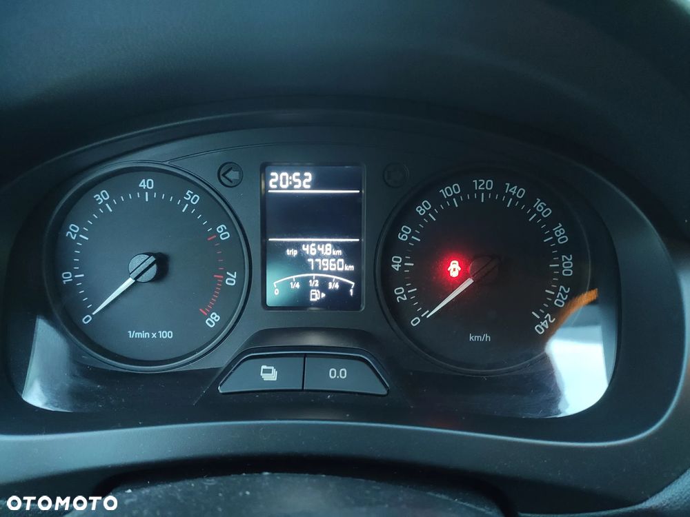 Skoda RAPID 1.2 TSI Active Green tec - 11