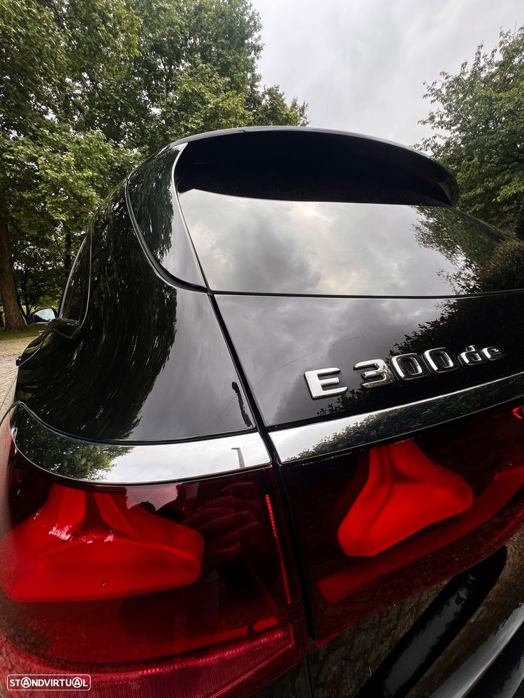 Mercedes-Benz E 300 de 4Matic 9G-TRONIC AMG Line - 24