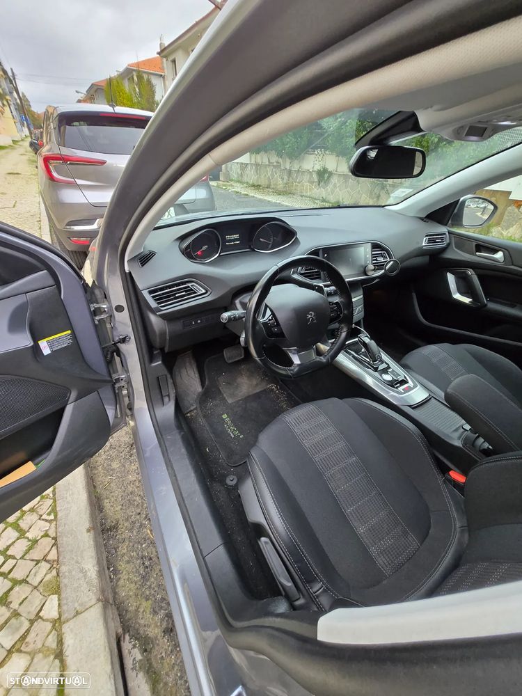 Peugeot 308 SW PureTech 130 GPF EAT8 Stop & Start Allure - 13