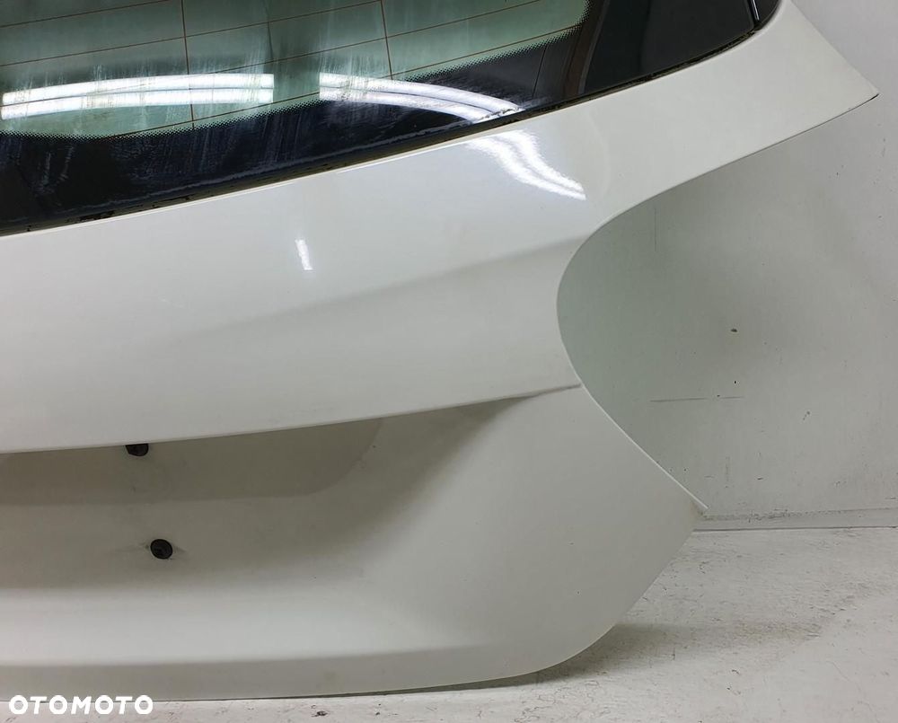 KLAPA BAGAŻNIKA TYLNA TYŁ 650 MERCEDES W176 - 7