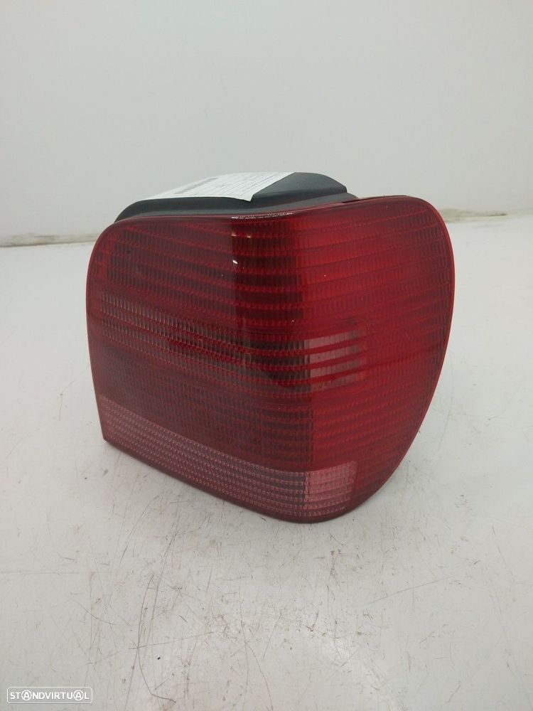 Farolim Stop Dto Volkswagen Polo (6N2) - 2