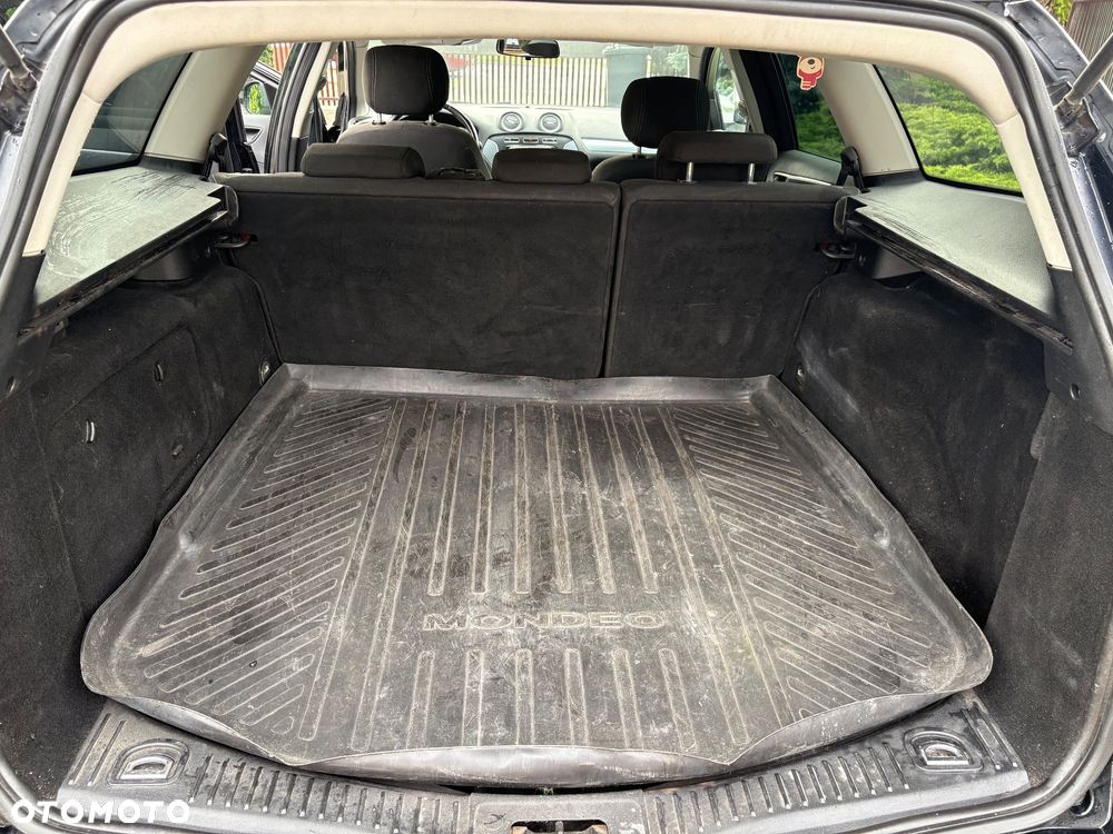 Ford Mondeo 2.0 FF Titanium - 11