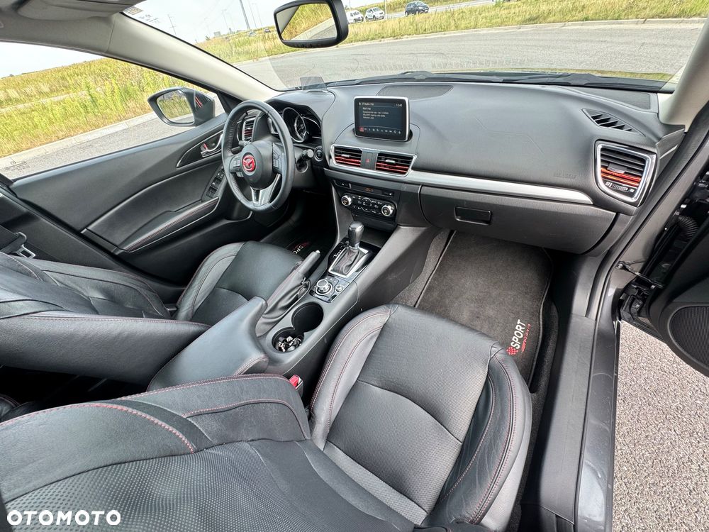 Mazda 3 - 10