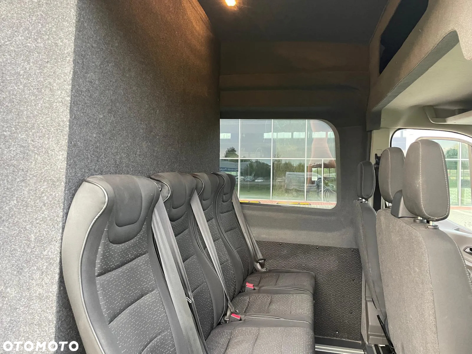 Ford Transit - 18