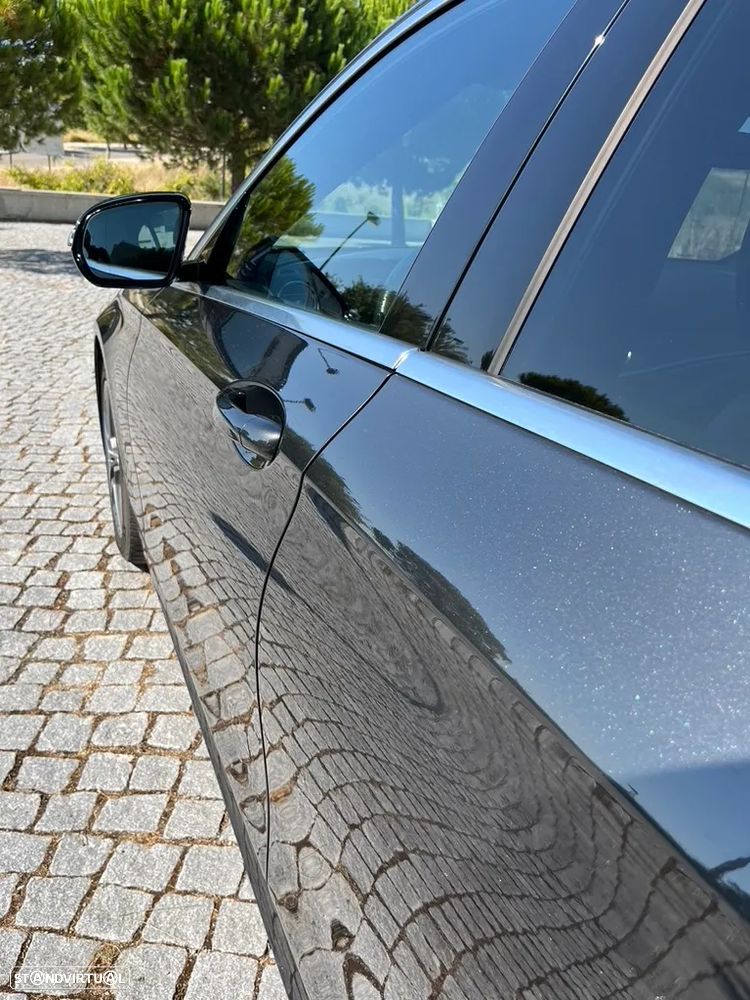 Mercedes-Benz E 300 de AMG Line - 20