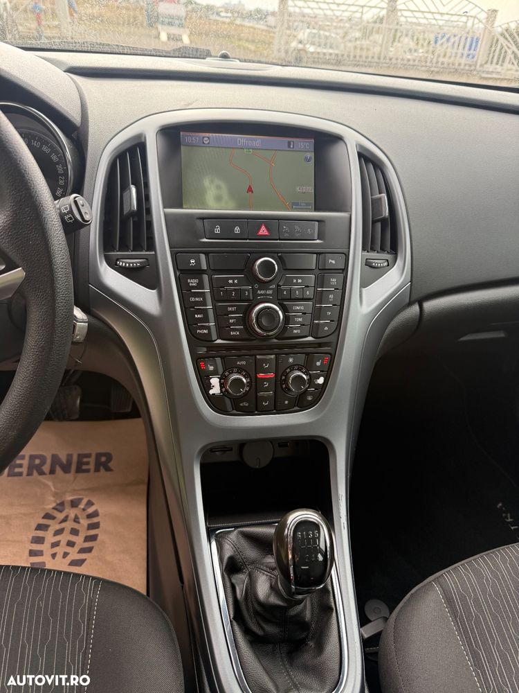 Opel Astra 1.7 CDTI ECOTEC Cosmo - 17