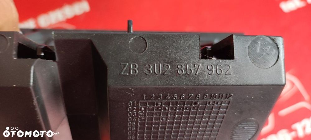 Popielniczka Konsoli Środkowej Skoda SuperB 2004 r Blask Gołdap - 5