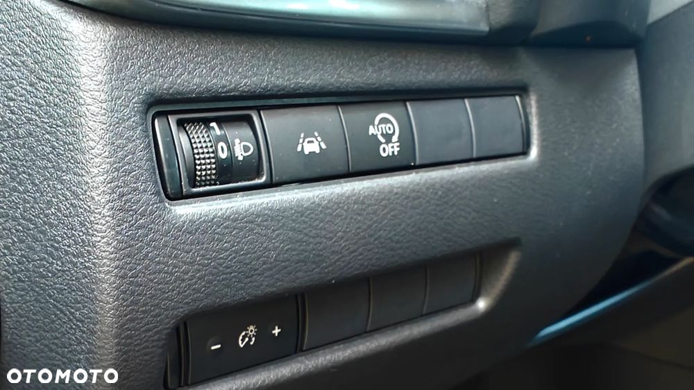 Nissan Qashqai 1.3 DIG-T ACENTA - 13