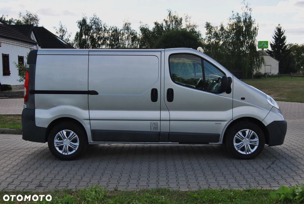 Opel Vivaro - 13