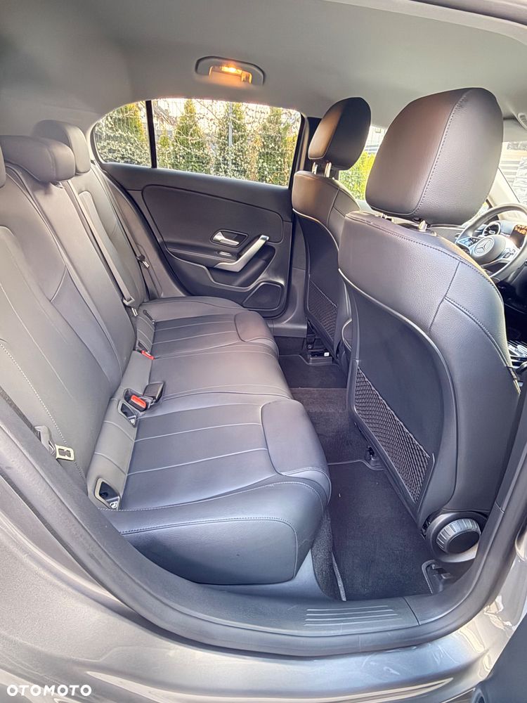 Mercedes-Benz Klasa A 180 7G-DCT Style - 13