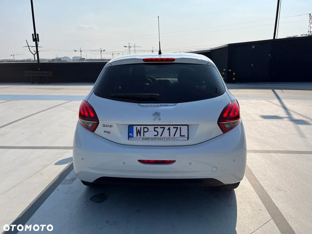 Peugeot 208 1.2 PureTech GPF Signature S&S EAT6 - 5