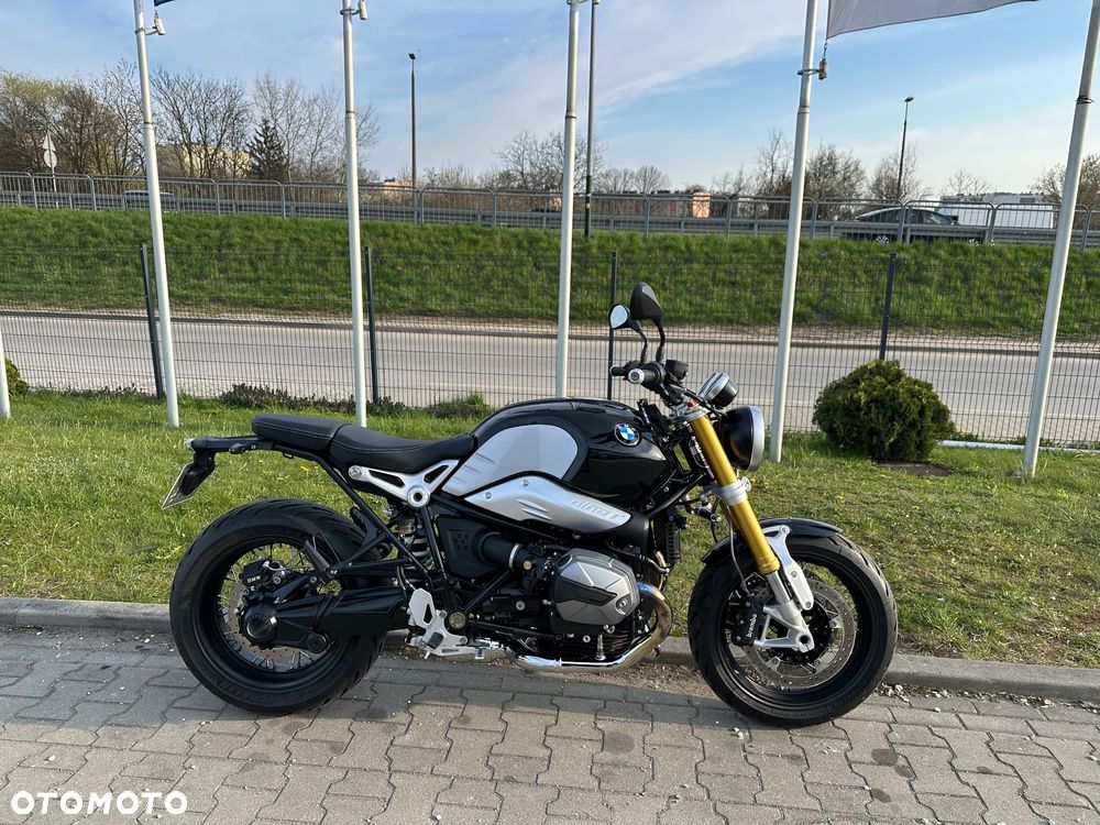 BMW R - 12