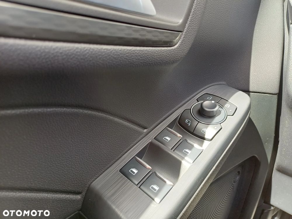 Ford Kuga 2.5 FHEV AWD Titanium eCVT - 15