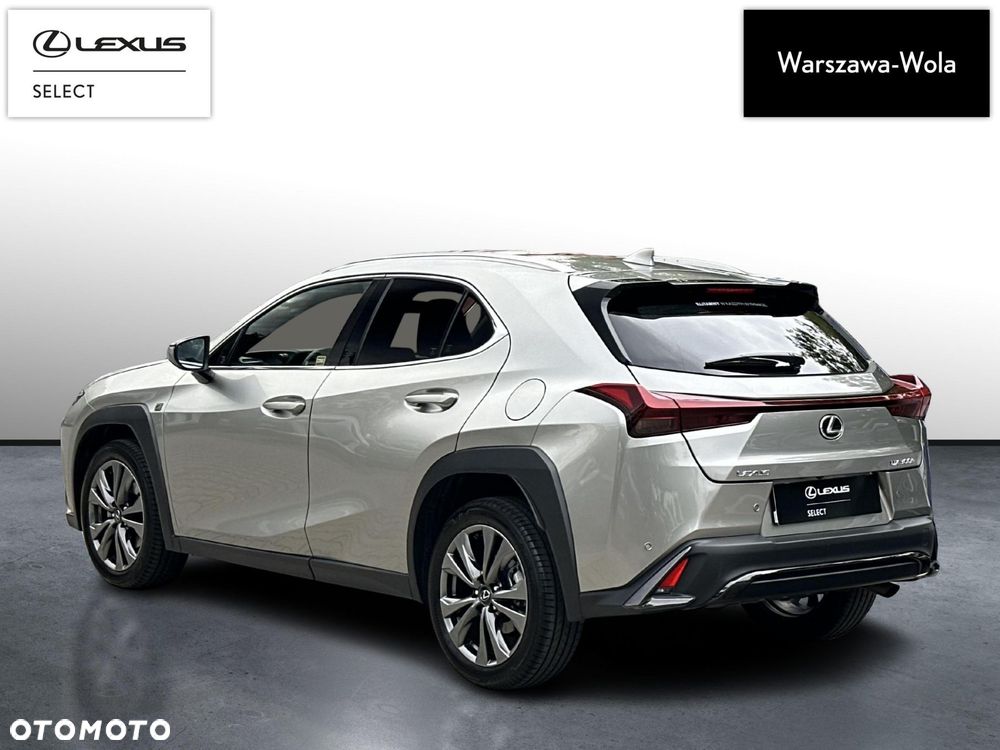 Lexus UX 300h F Sport Design - 3