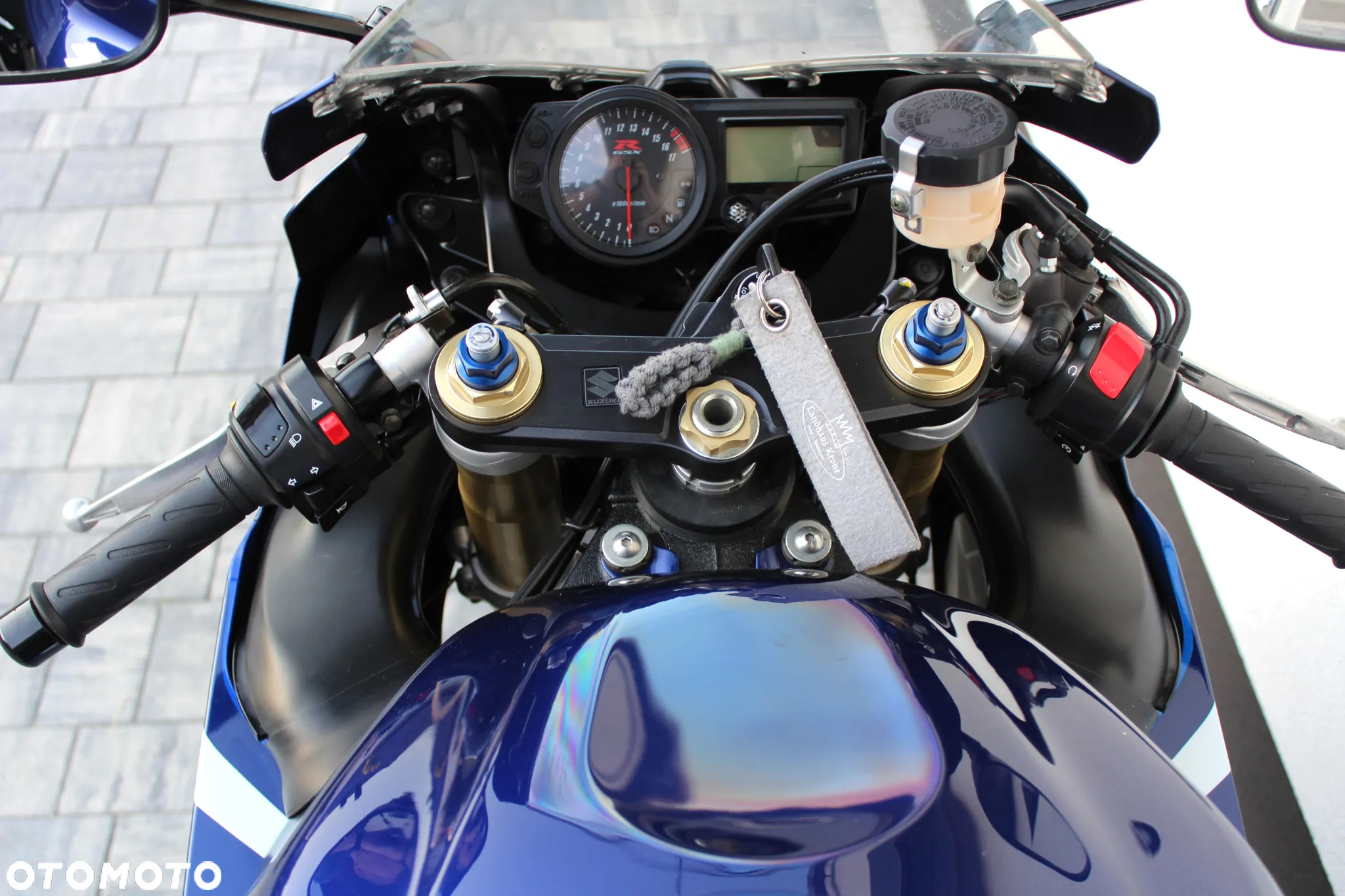 Suzuki GSX-R - 15