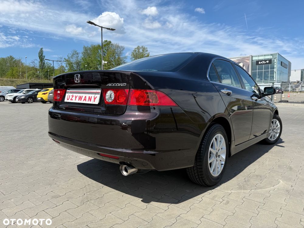 Honda Accord 2.0 Comfort - 8