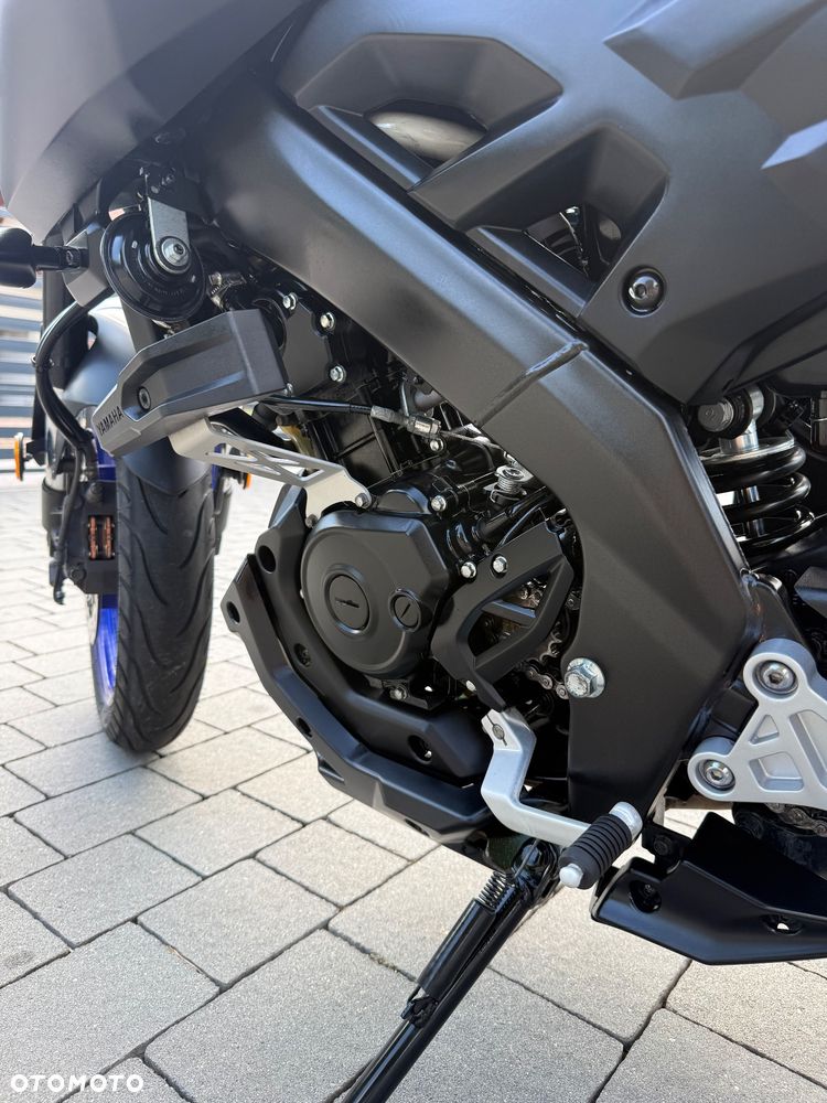 Yamaha MT - 8