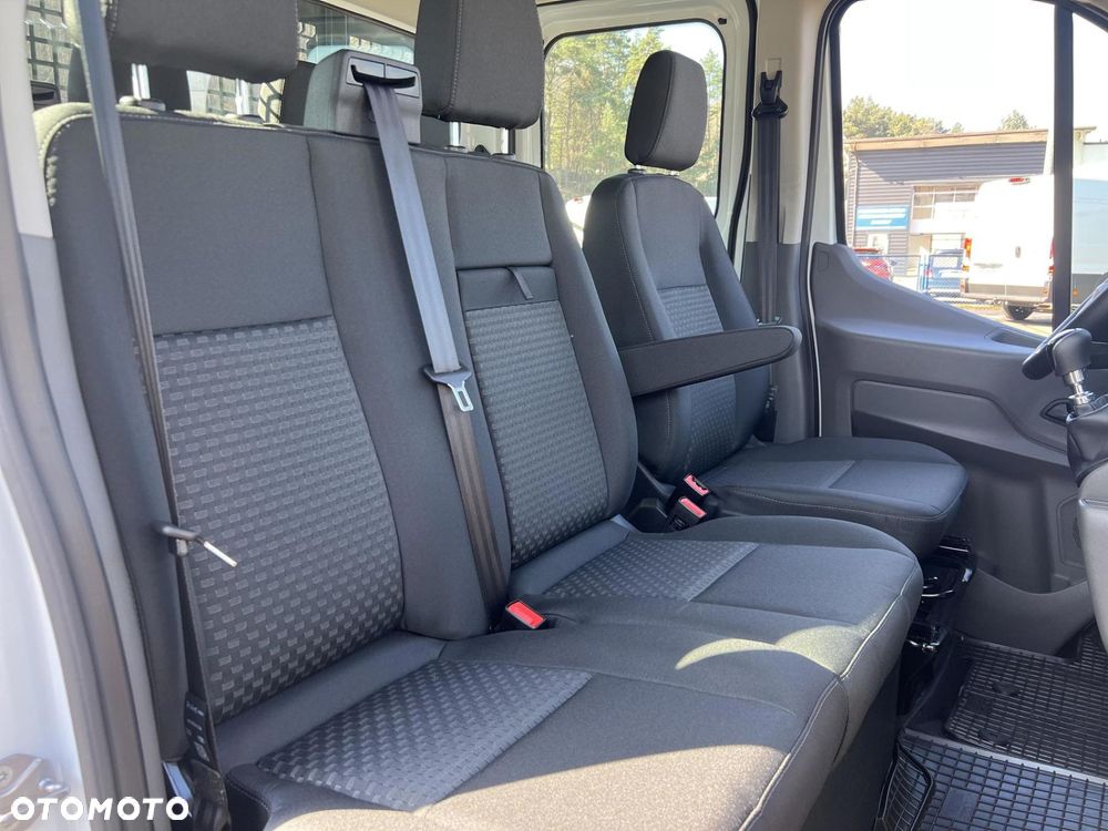 Ford Transit - 26