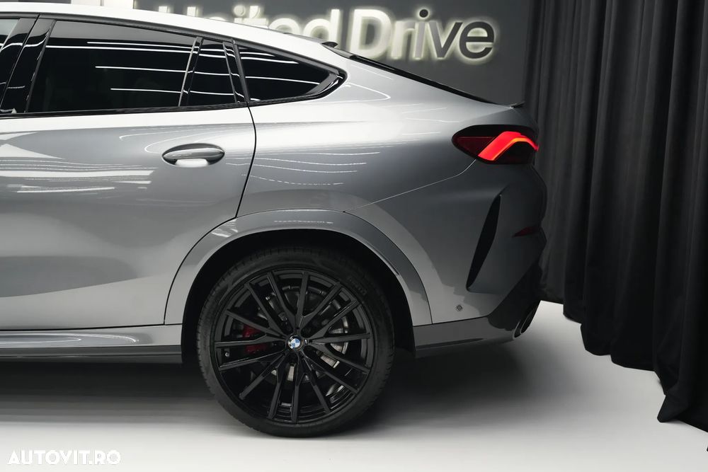 BMW X6 M M60i xDrive - 12