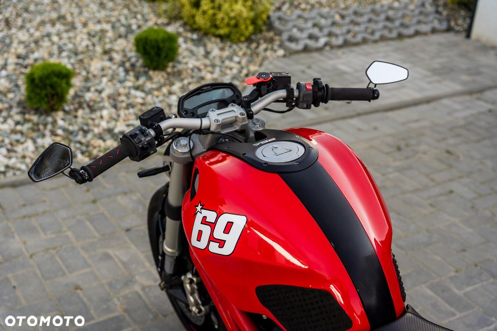 Ducati Monster - 7