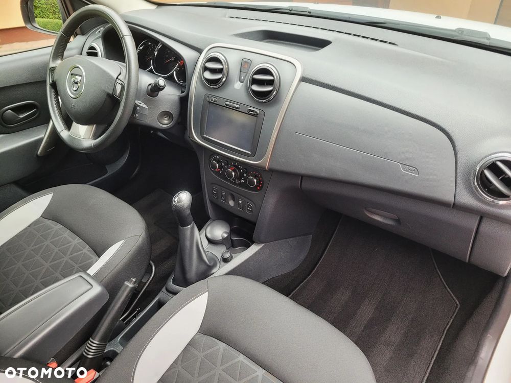 Dacia Sandero Stepway TCe 90 (S&S) Prestige - 24