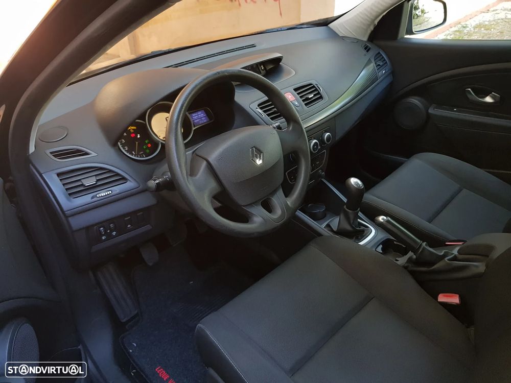Renault Mégane Sport Tourer 1.5 dCi Dynamique - 11