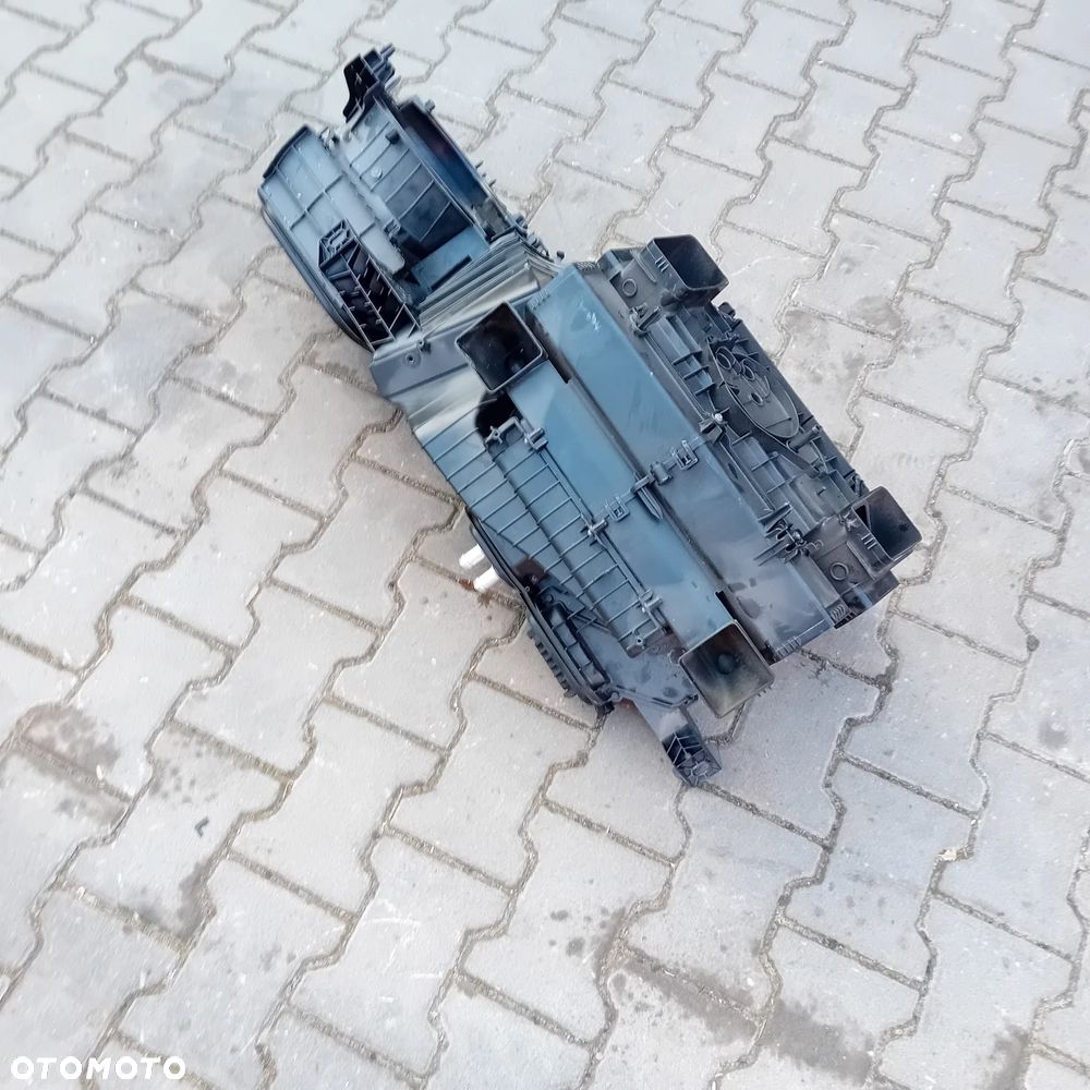 Mercedes Sprinter 910 907 Obudowa nagrzewnica bez klimatyzacji - 2