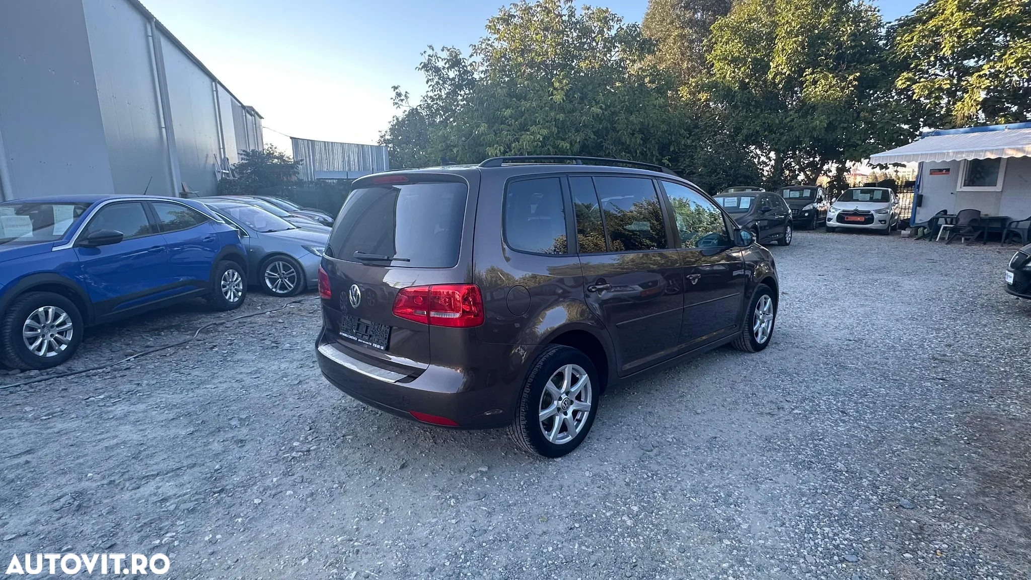 Volkswagen Touran 1.4 TSI MATCH - 12