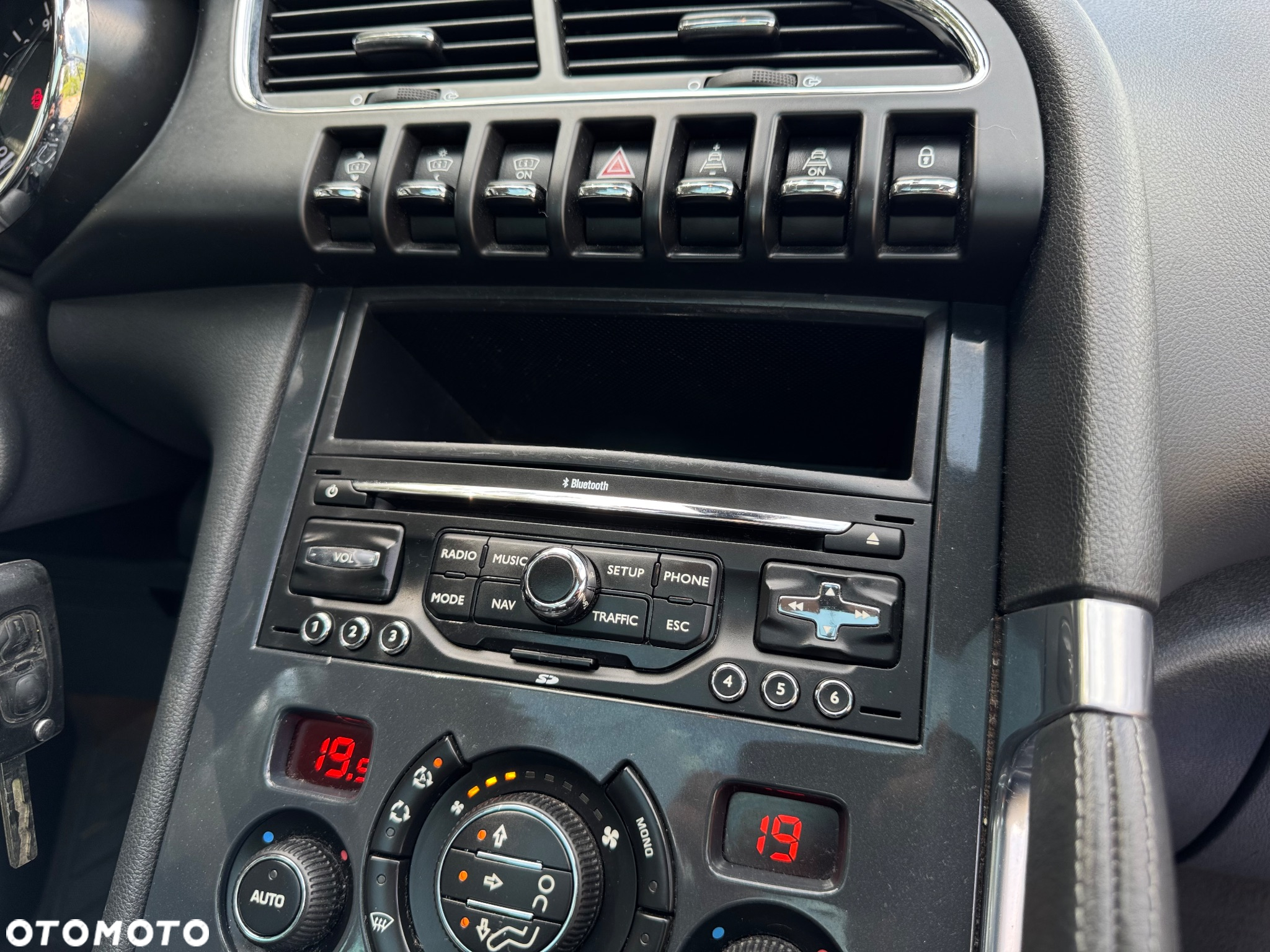 Peugeot 3008 BlueHDi 120 Stop & Start EAT6 Allure - 19