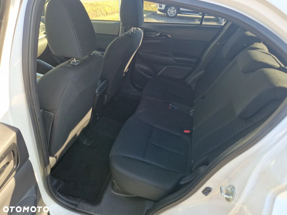 Mitsubishi Eclipse ver-1-5-t--mivec-cleartec-cvt-4wd-activeplus - 11