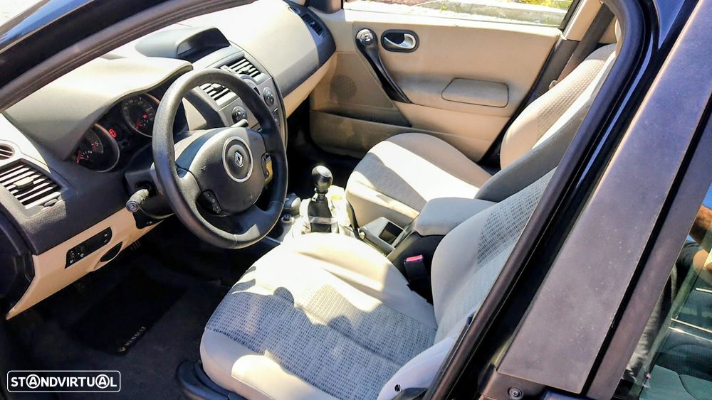 Renault Mégane Break 1.5 dCi Authentique - 6