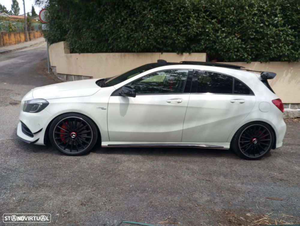 Mercedes-Benz A 45 AMG 4-Matic - 2