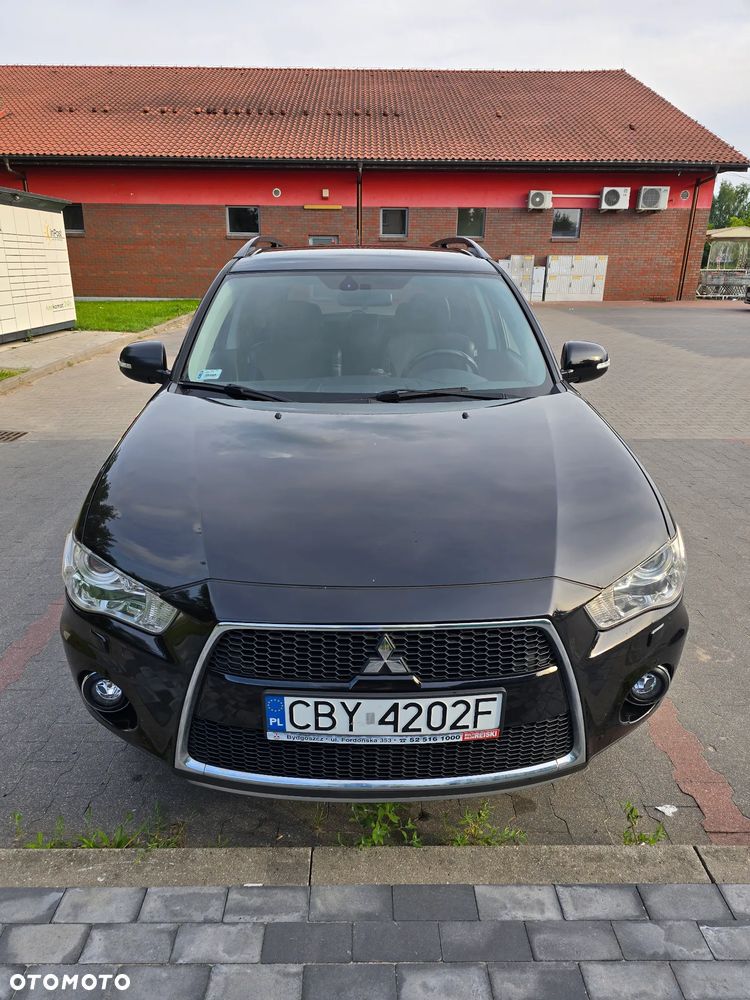 Mitsubishi Outlander 2.2 DID Instyle EU5 - 1