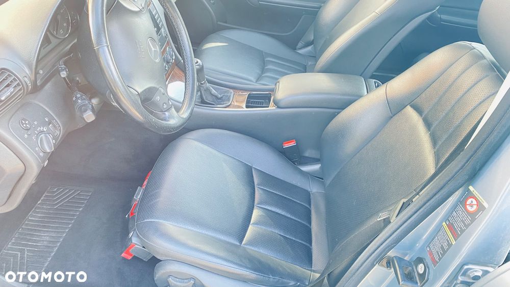 Mercedes-Benz Klasa C - 17