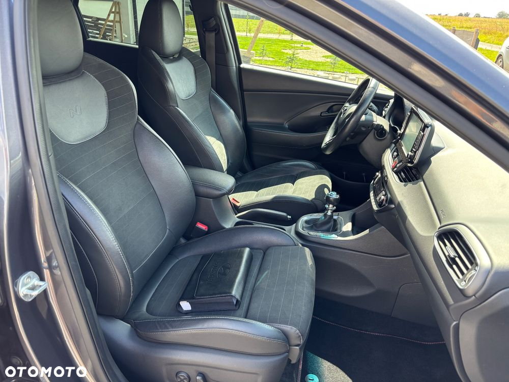 Hyundai i30 N 2.0 T-GDI Performance - 27