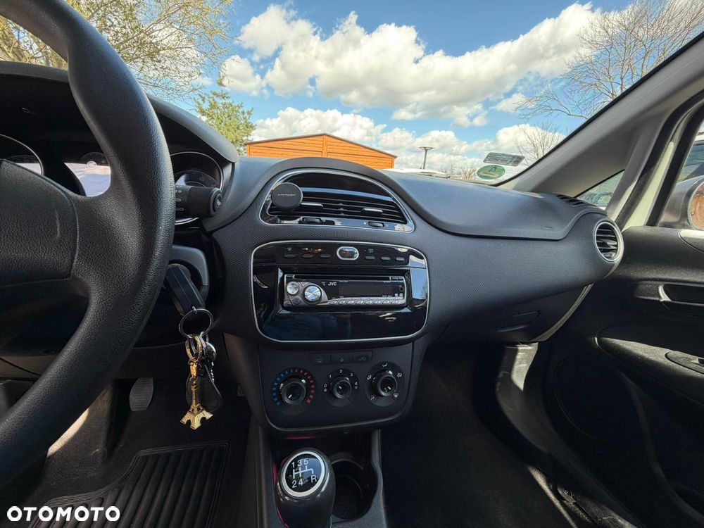 Fiat Punto 1.2 Young - 15