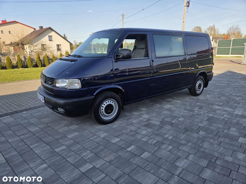 Volkswagen T4 2.5TDI 102KM LONG ORYGINAŁ PRZEBIEG ZADBANY DUBEL KABINA - 1