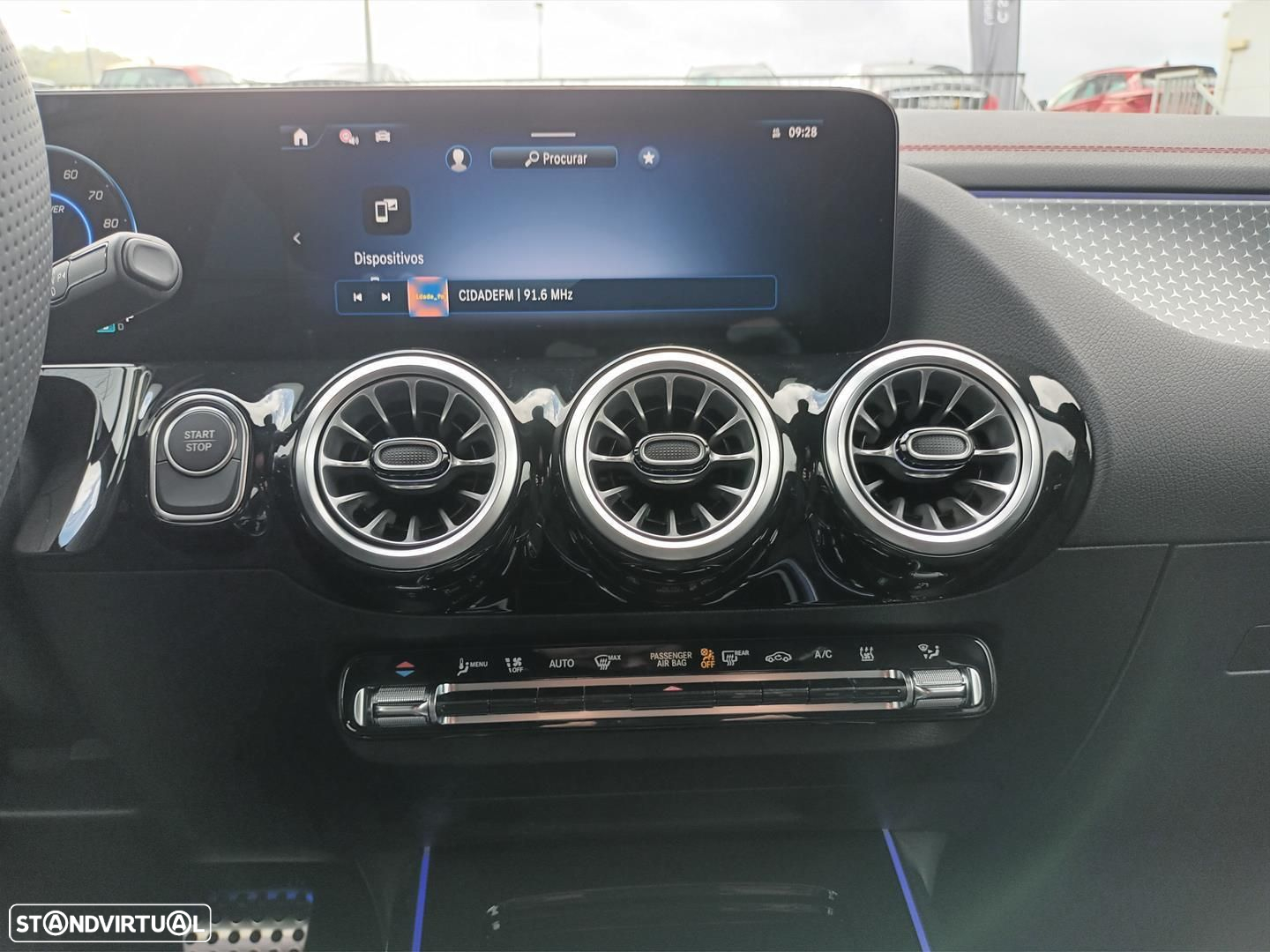 Mercedes-Benz EQA 250+ AMG Line - 20