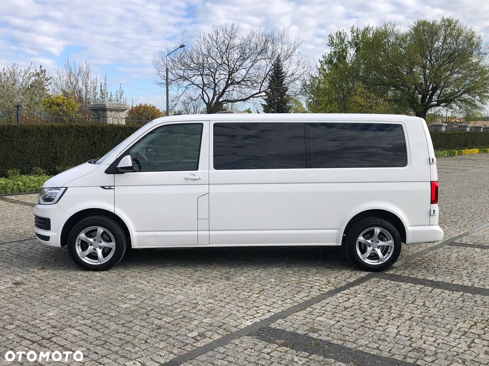 Volkswagen Caravelle - 7